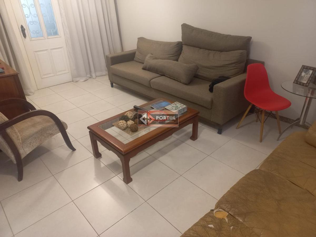 Casa, Itapoã, 3 Quartos, 4 Vagas, 1 Suíte