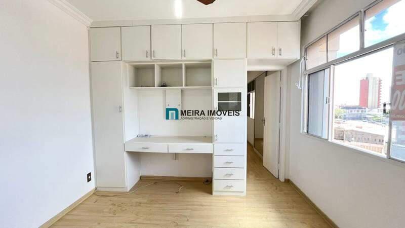 Apartamento, Floresta, 1 Quarto, 1 Vaga, 1 Suíte