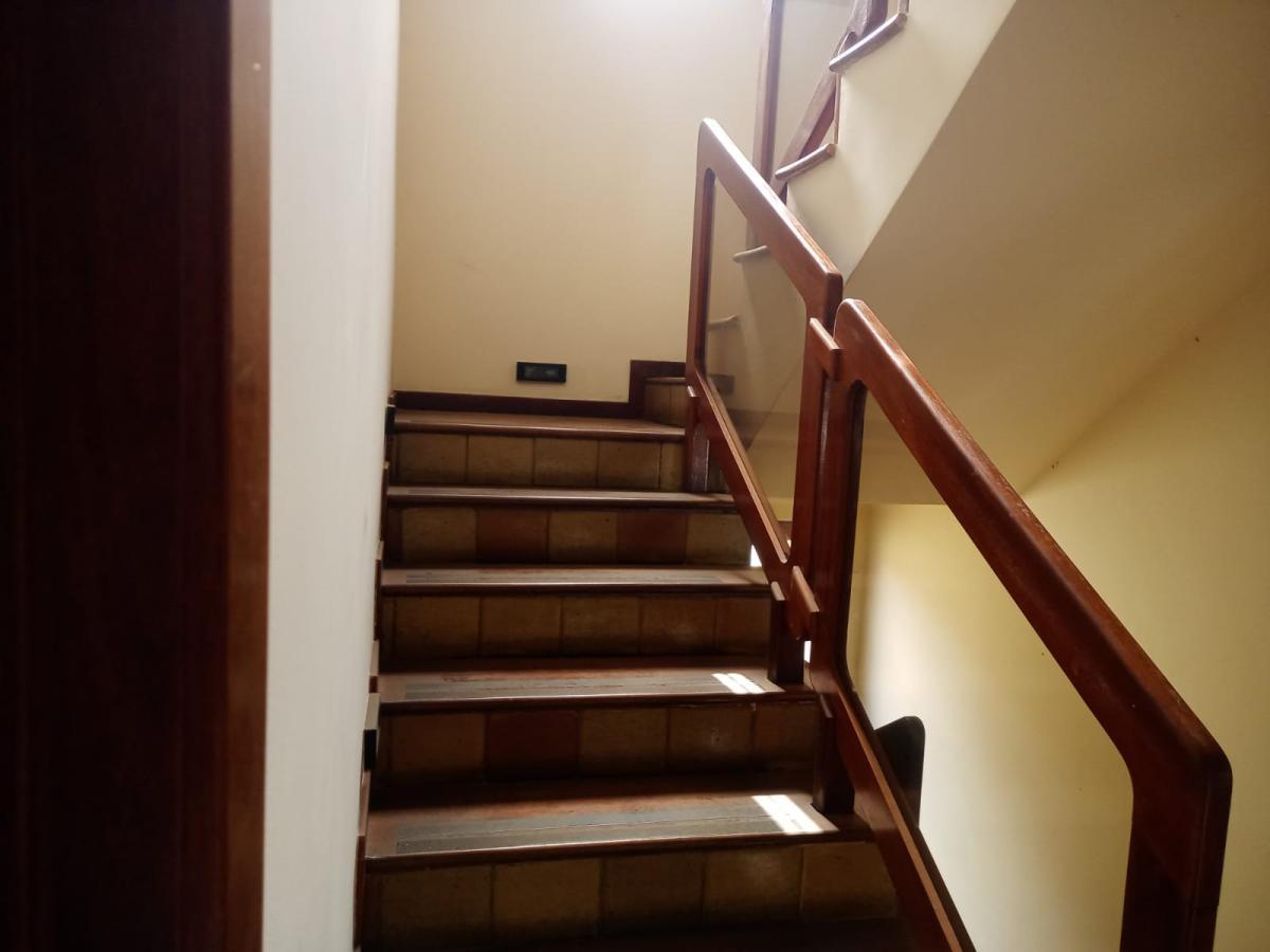 Casa Comercial, Santa Teresa, 8 Quartos, 6 Vagas, 1 Suíte