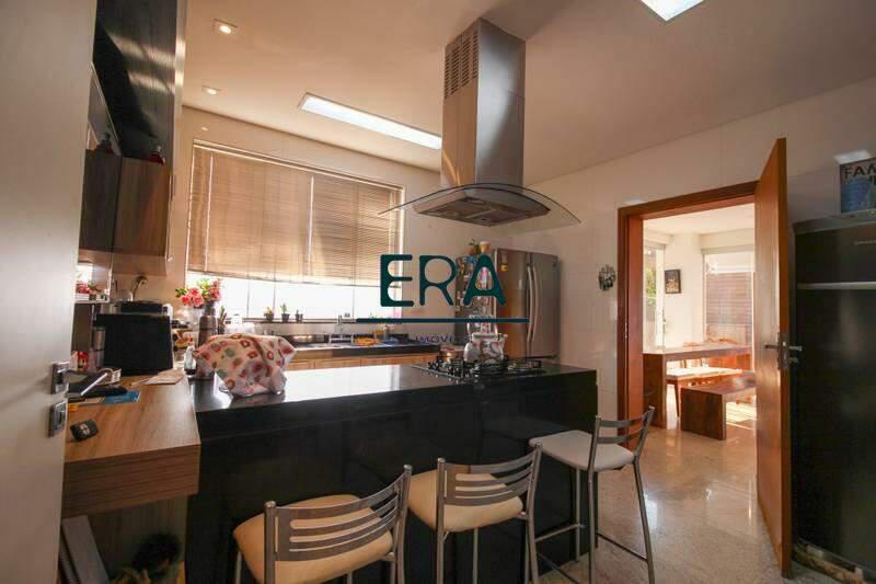 Casa, Mangabeiras, 4 Quartos, 4 Vagas, 1 Suíte