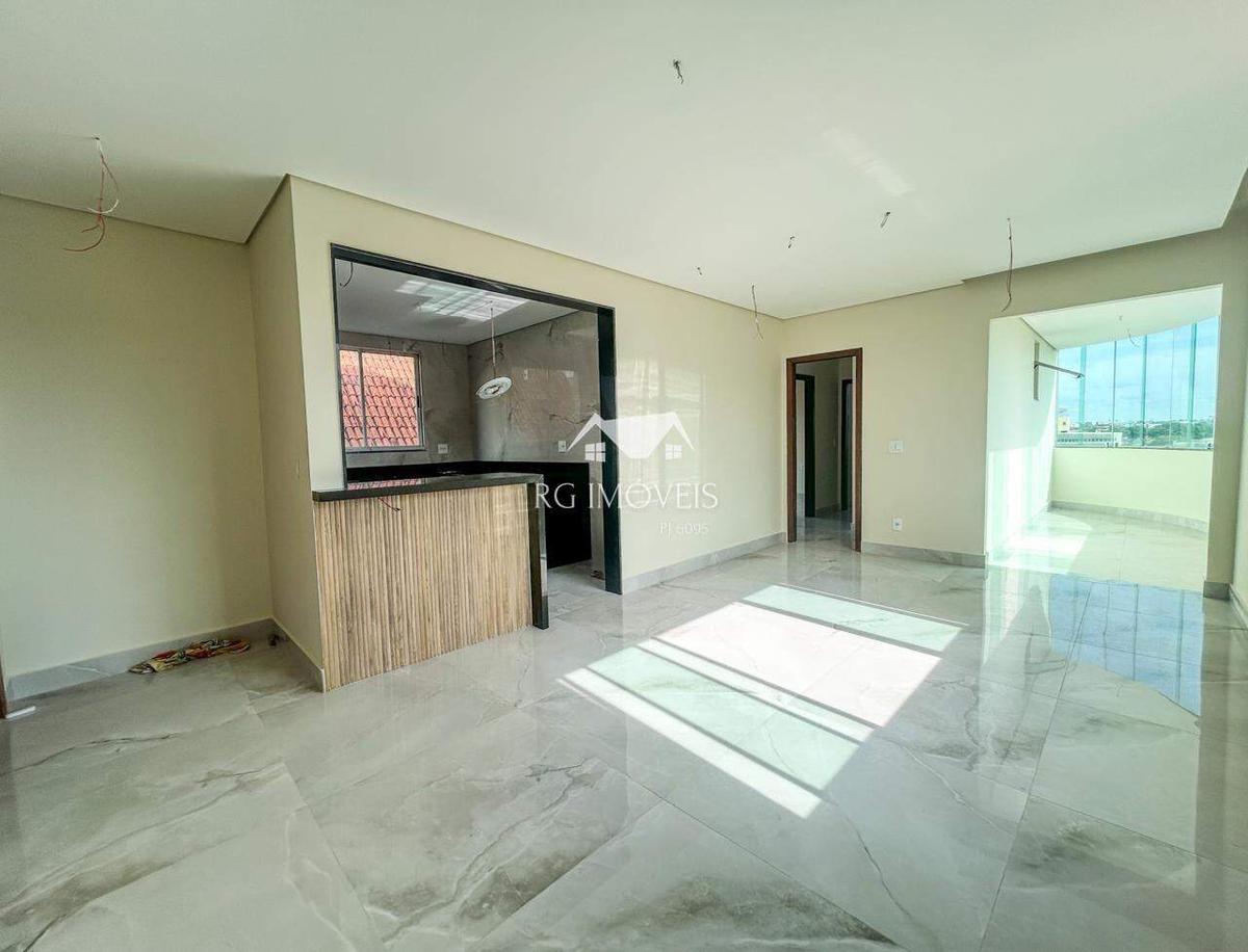 Apartamento, Barreiro, 3 Quartos, 1 Vaga, 1 Suíte