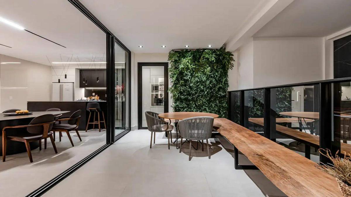 Apartamento, Jardim Karaíba, 4 Quartos, 2 Vagas, 4 Suítes