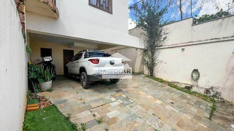 Casa, Comiteco, 4 Quartos, 4 Vagas, 2 Suítes