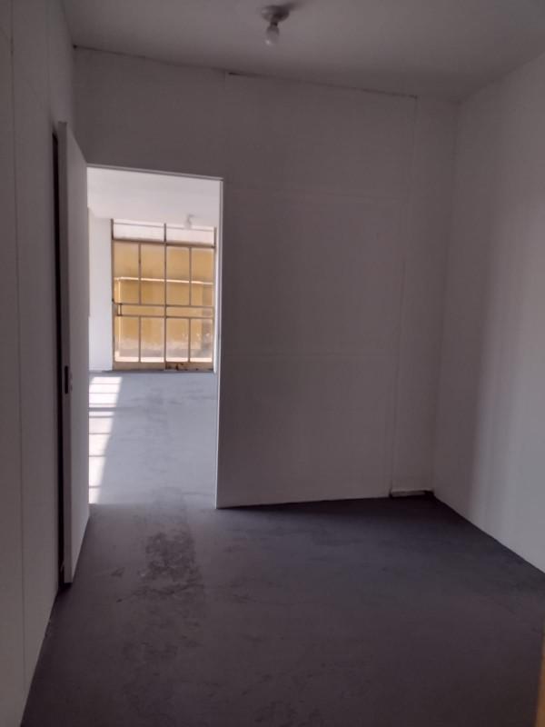 Sala, Barro Preto, 0 Quarto, 0 Vaga