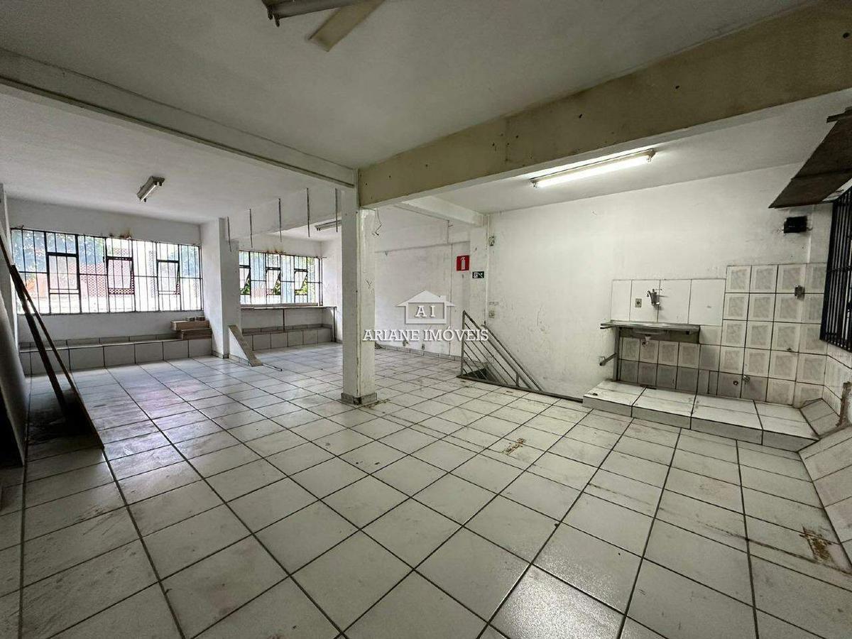 Andar, Centro, 0 Quarto, 0 Vaga