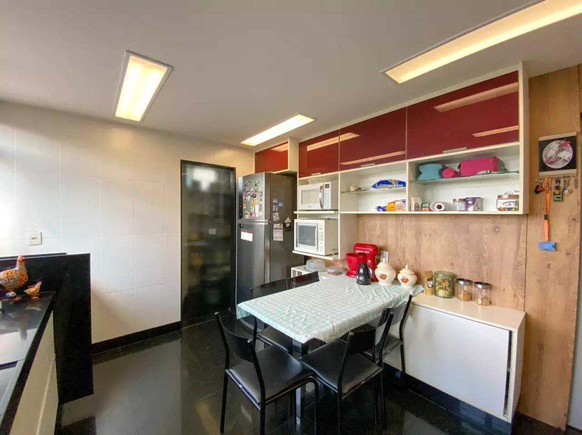 Cobertura, Serra, 4 Quartos, 4 Vagas, 2 Suítes