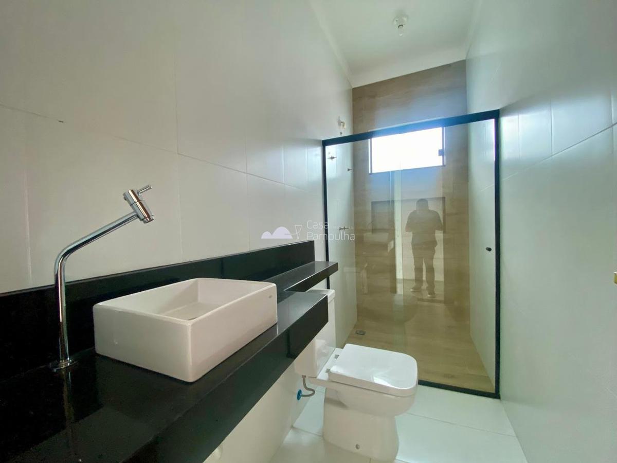Casa, Novo Centro, 3 Quartos, 4 Vagas