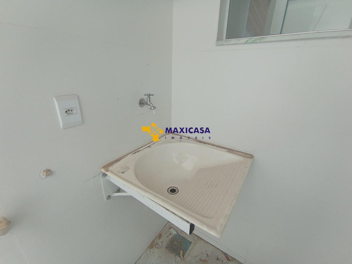 Casa, Planalto, 2 Quartos, 1 Vaga, 2 Suítes