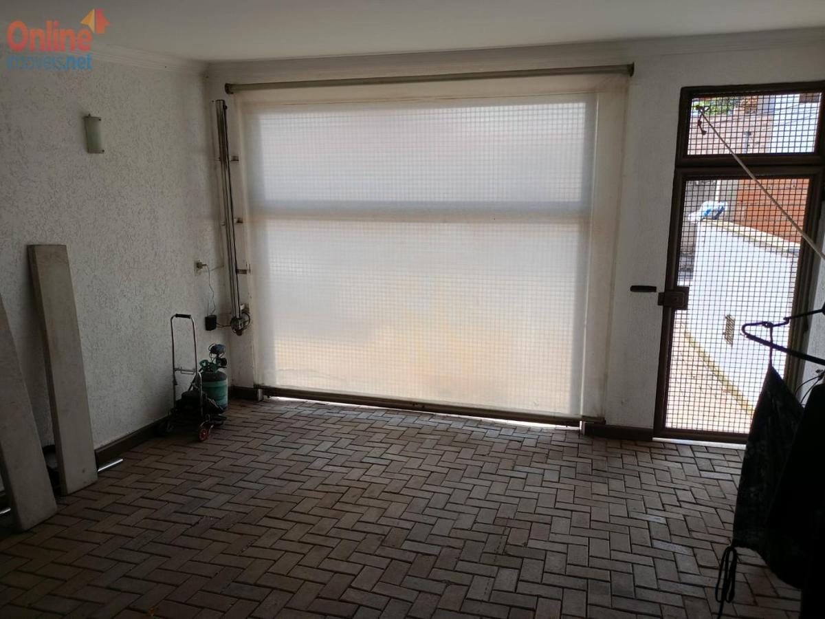 Casa, Dom Pedro I, 1 Quarto, 0 Vaga, 0 Suíte