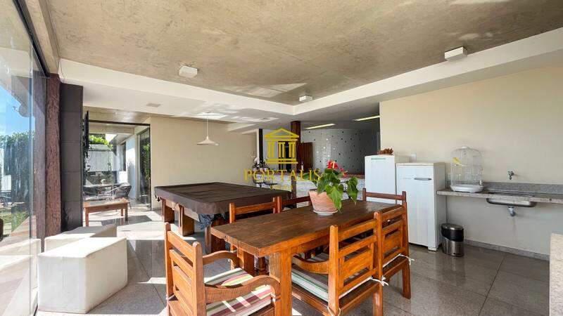 Casa, Mangabeiras, 4 Quartos, 4 Vagas, 2 Suítes