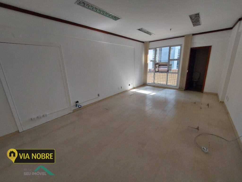 Sala, Lourdes