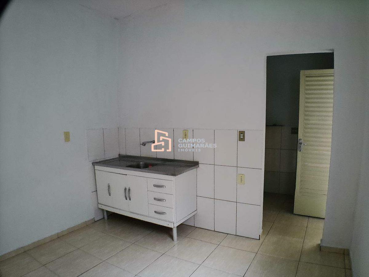 Casa, Santa Helena, 1 Quarto, 1 Vaga