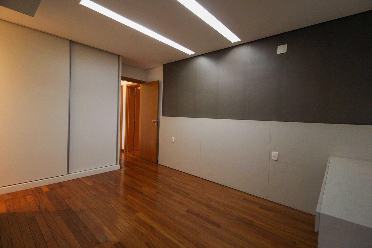 Apartamento, Sion, 4 Quartos, 4 Vagas, 3 Suítes
