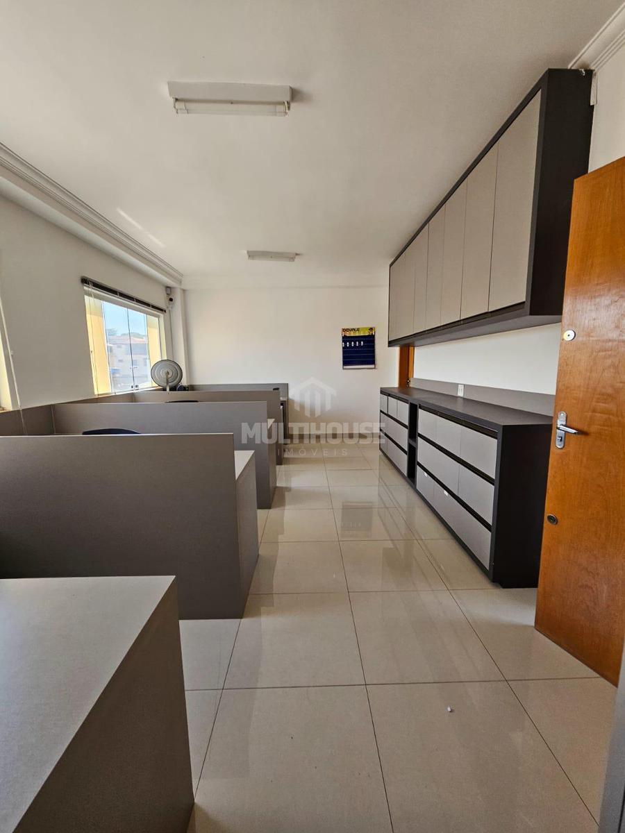 Sala, Santa Mônica, 0 Quarto, 0 Vaga