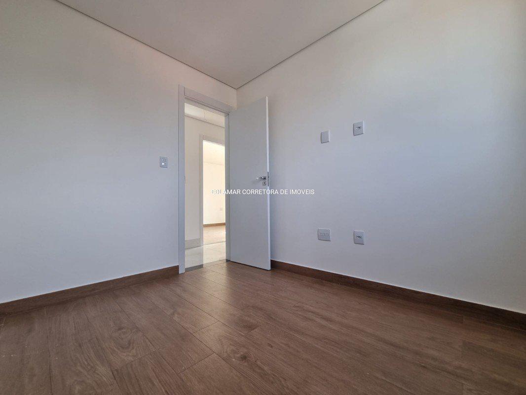 Apartamento, Jardim Riacho das Pedras, 3 Quartos, 4 Vagas, 1 Suíte