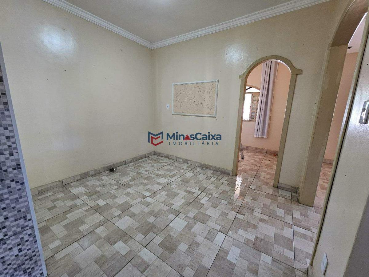 Casa, Nossa Senhora das Graças, 4 Quartos, 2 Vagas, 1 Suíte
