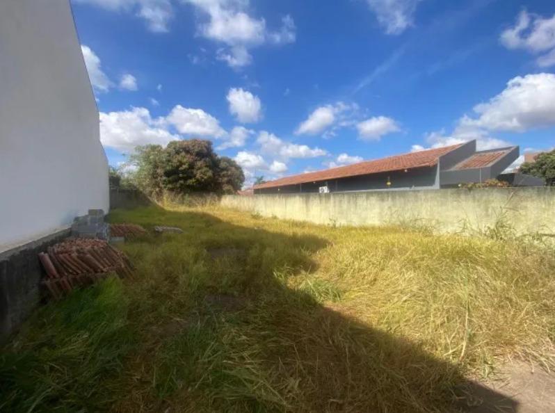 Lote, New York, 1 Quarto, 0 Vaga