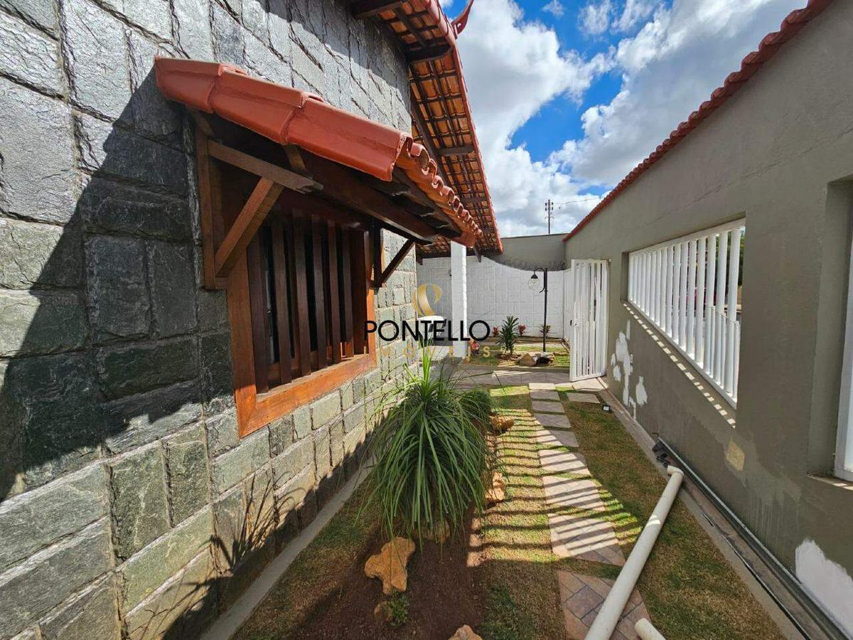 Casa, Boa Vista, 5 Quartos, 1 Vaga, 1 Suíte