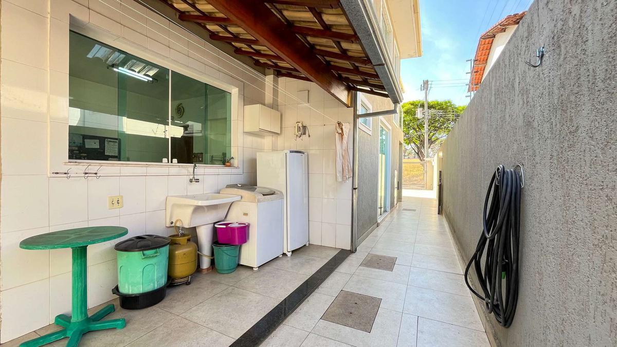 Casa, Santa Amélia, 3 Quartos, 3 Vagas, 1 Suíte