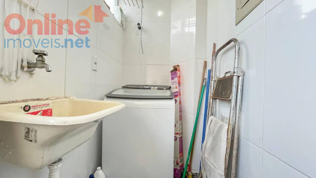 Apartamento, Sagrada Família, 2 Quartos, 0 Vaga, 0 Suíte