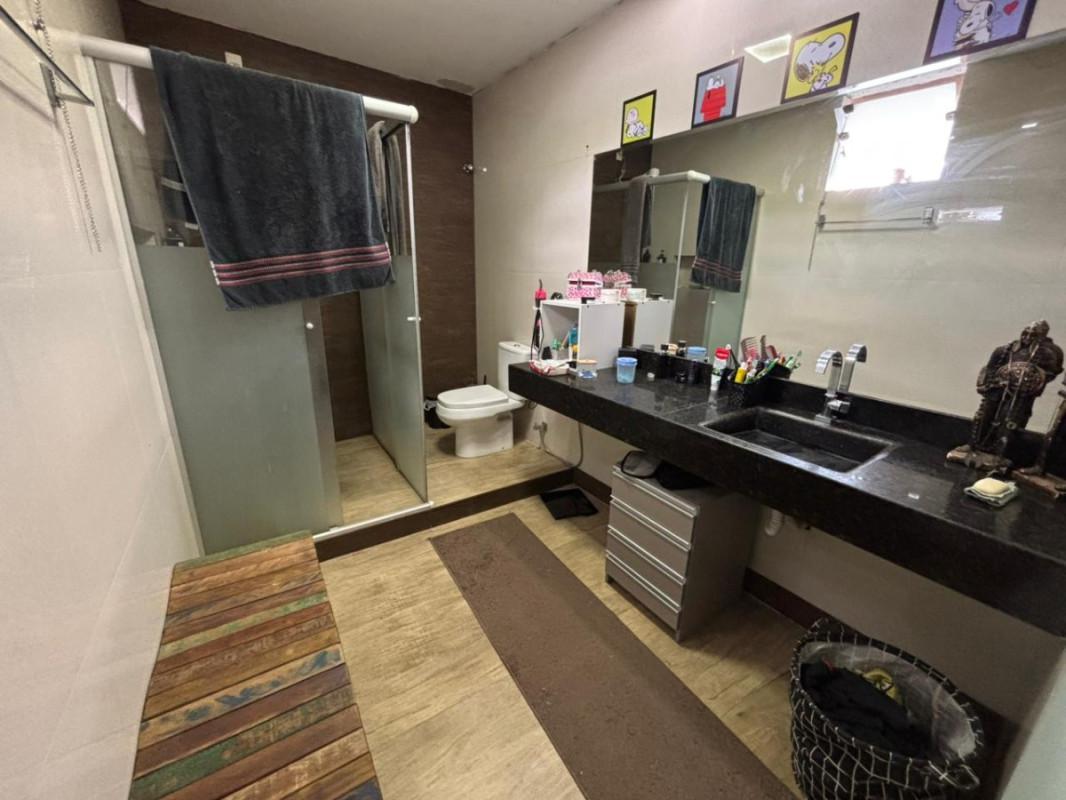 Casa, Cachoeirinha, 3 Quartos, 1 Vaga, 1 Suíte
