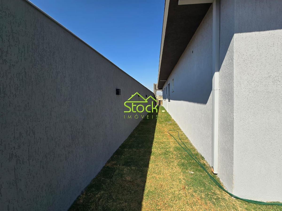 Casa, Jardins Village, 3 Quartos, 2 Vagas, 1 Suíte