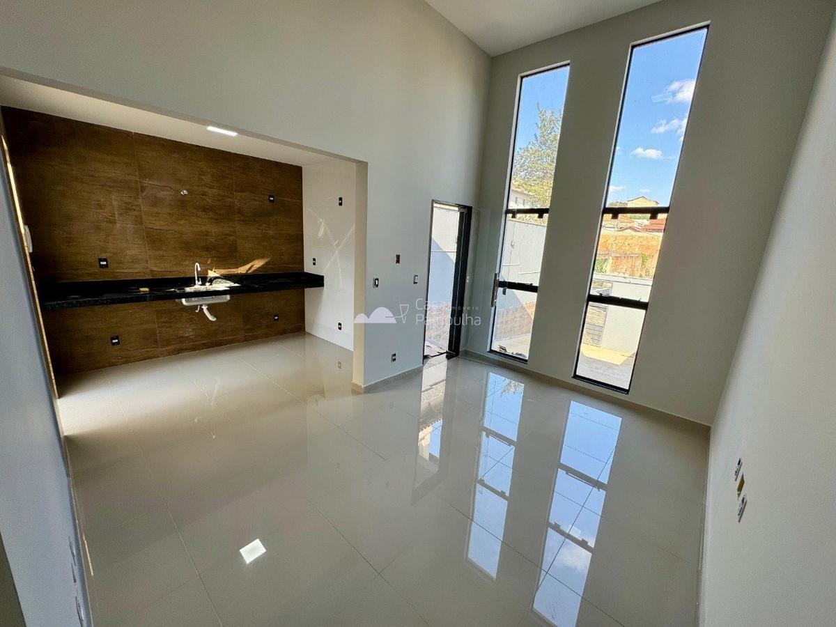 Casa, Canaã, 3 Quartos, 4 Vagas, 1 Suíte