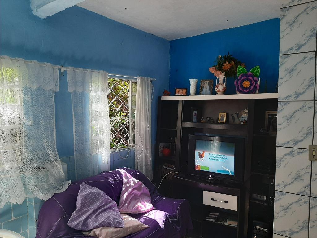 Casa, Centro, 4 Quartos, 0 Vaga, 1 Suíte