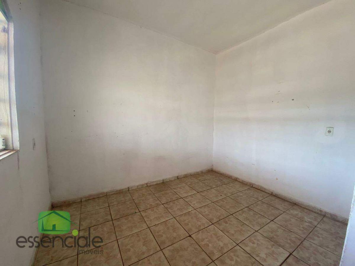 Casa, Santa Cruz Industrial, 3 Quartos, 1 Vaga, 1 Suíte