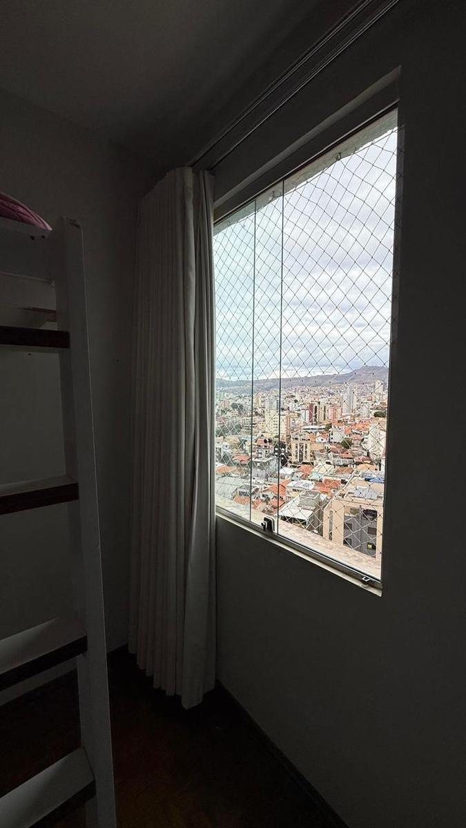 Apartamento, Floresta, 3 Quartos, 1 Vaga, 1 Suíte