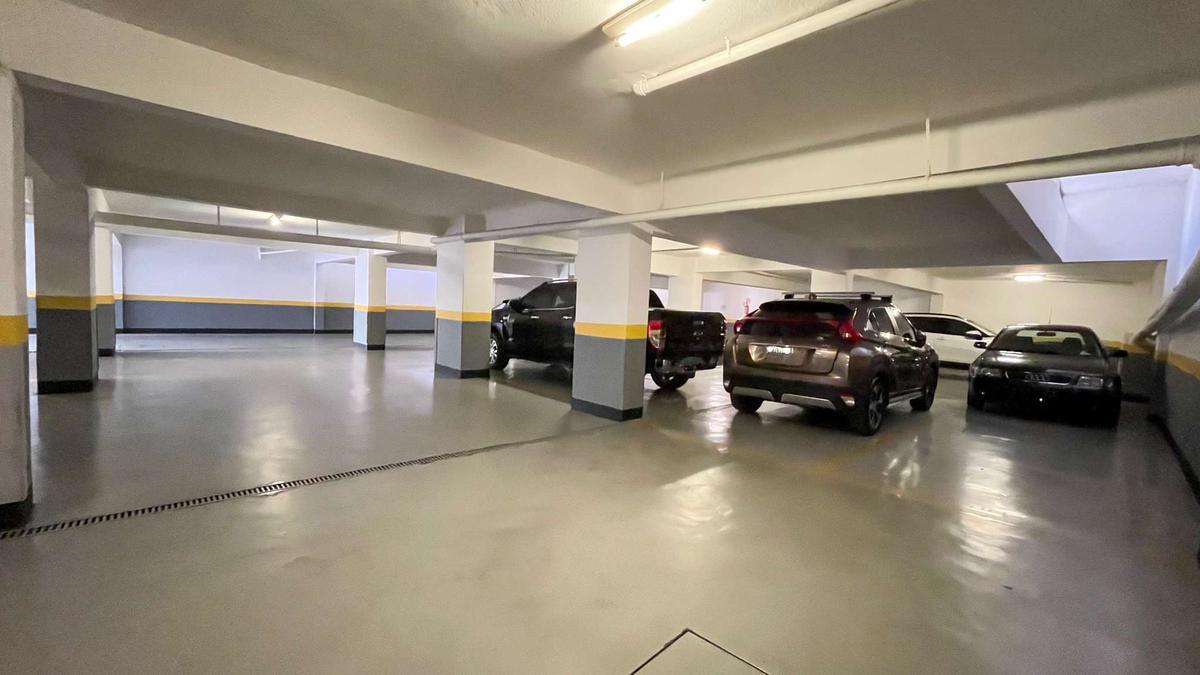 Apartamento, Funcionários, 4 Quartos, 2 Vagas, 1 Suíte