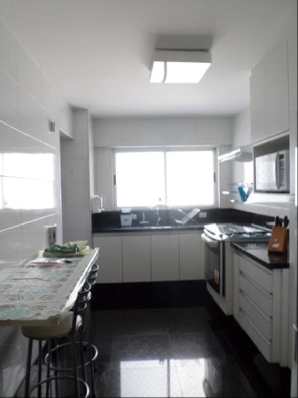 Apartamento, Funcionários, 4 Quartos, 3 Vagas, 1 Suíte