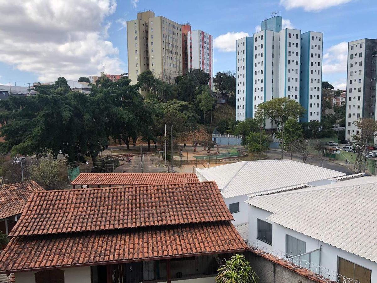 Casa, Nova Cachoeirinha, 3 Quartos, 4 Vagas, 1 Suíte