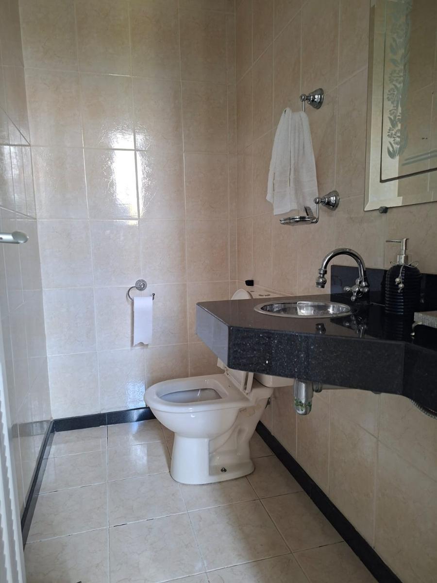 Casa, Colégio Batista, 4 Quartos, 1 Vaga, 2 Suítes