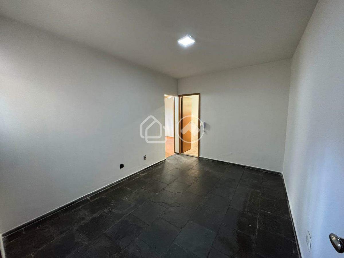 Apartamento, Estoril, 2 Quartos, 1 Vaga