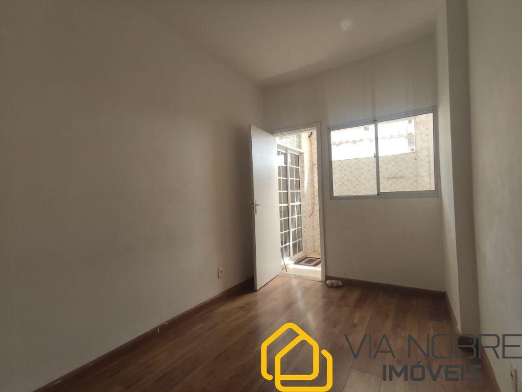 Casa, Palmeiras, 2 Quartos, 1 Vaga