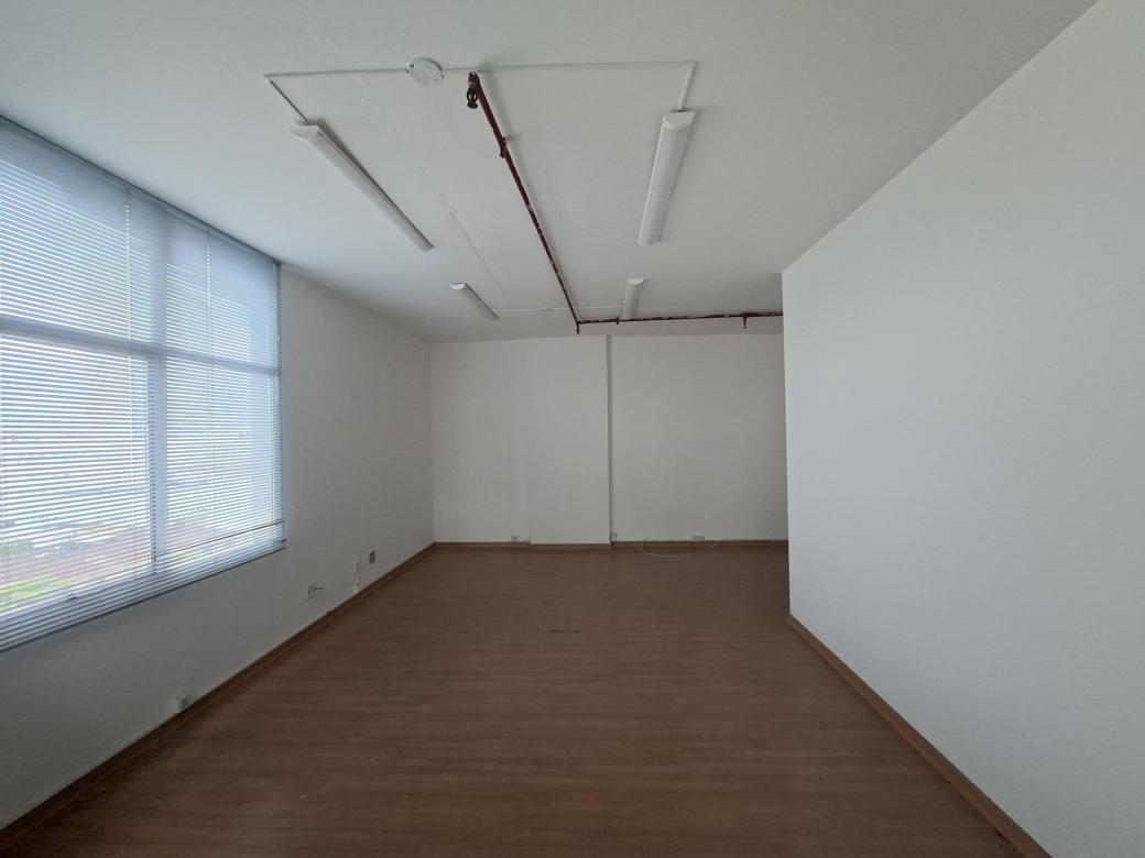 Sala, Santa Efigênia, 0 Quarto, 0 Vaga