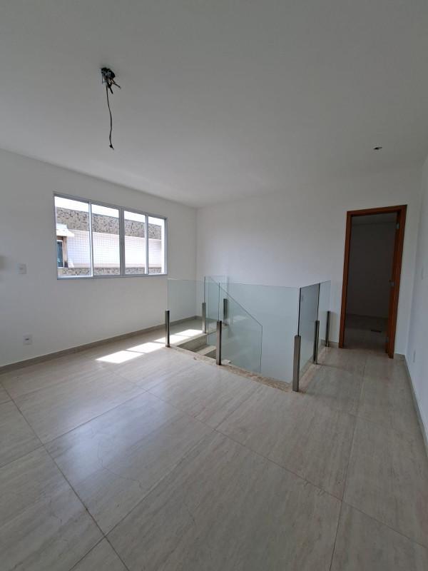Cobertura, Santa Cruz (barreiro), 3 Quartos, 2 Vagas, 1 Suíte