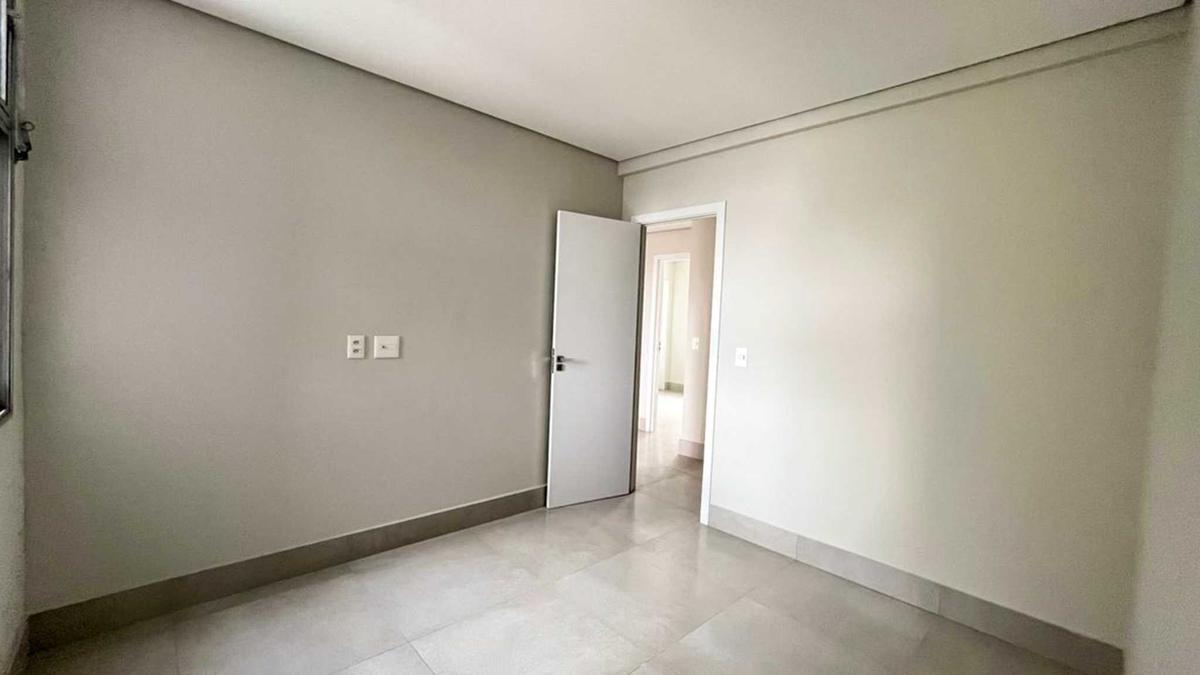 Apartamento, Centro, 2 Quartos, 0 Vaga, 1 Suíte