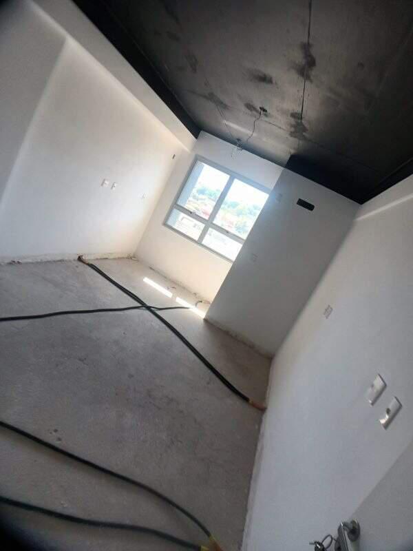 Sala, Milionários, 0 Quarto, 0 Vaga