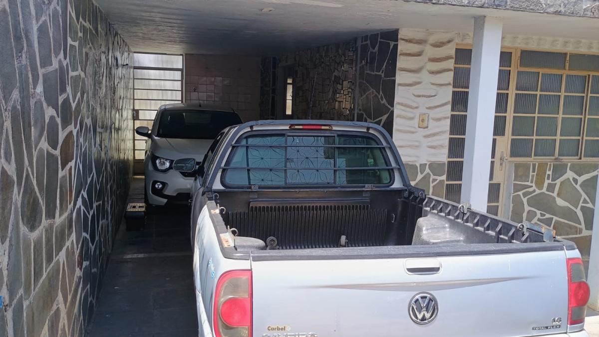 Casa, Centro, 3 Quartos, 2 Vagas