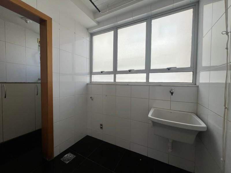 Apartamento, Sagrada Família, 3 Quartos, 2 Vagas, 1 Suíte