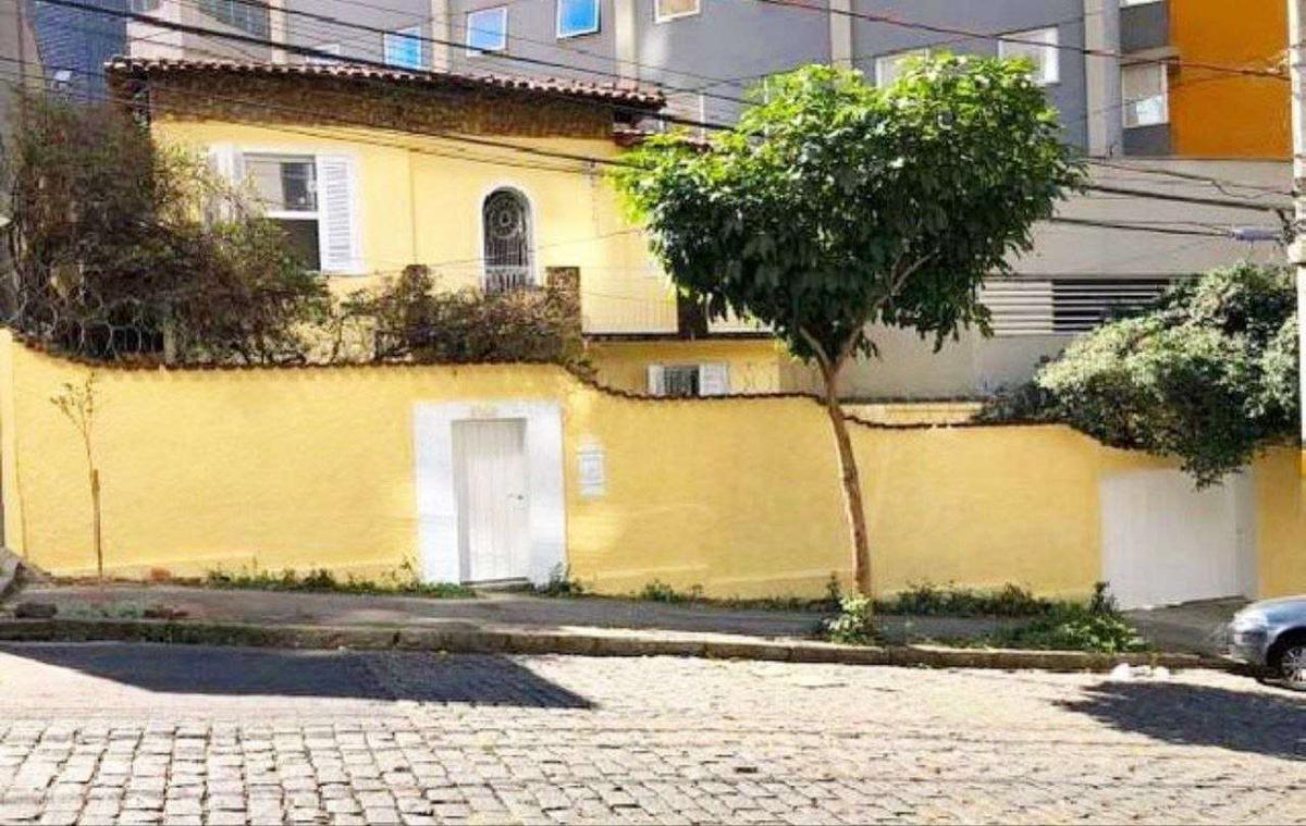 Casa, Lourdes, 5 Quartos, 2 Vagas, 1 Suíte