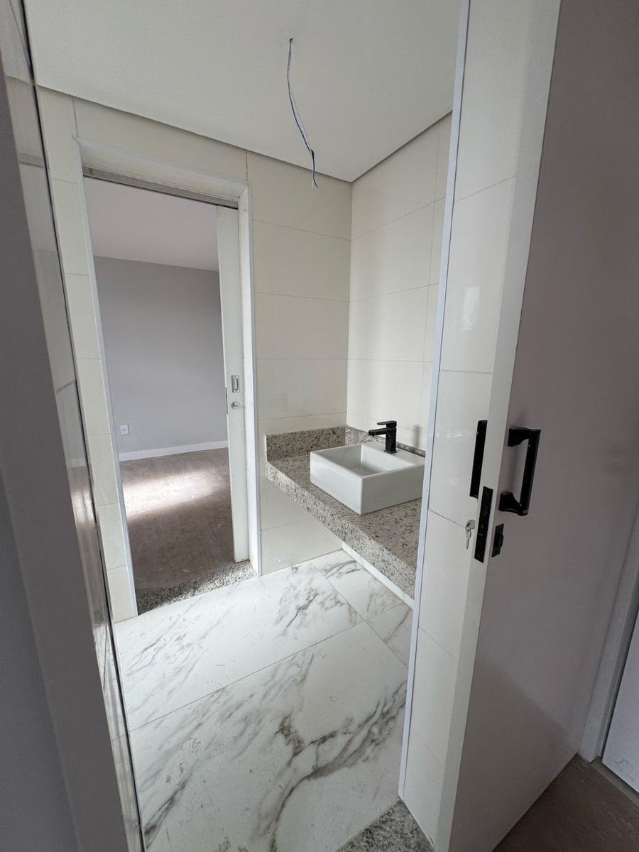 Cobertura, Graça, 4 Quartos, 3 Vagas, 1 Suíte