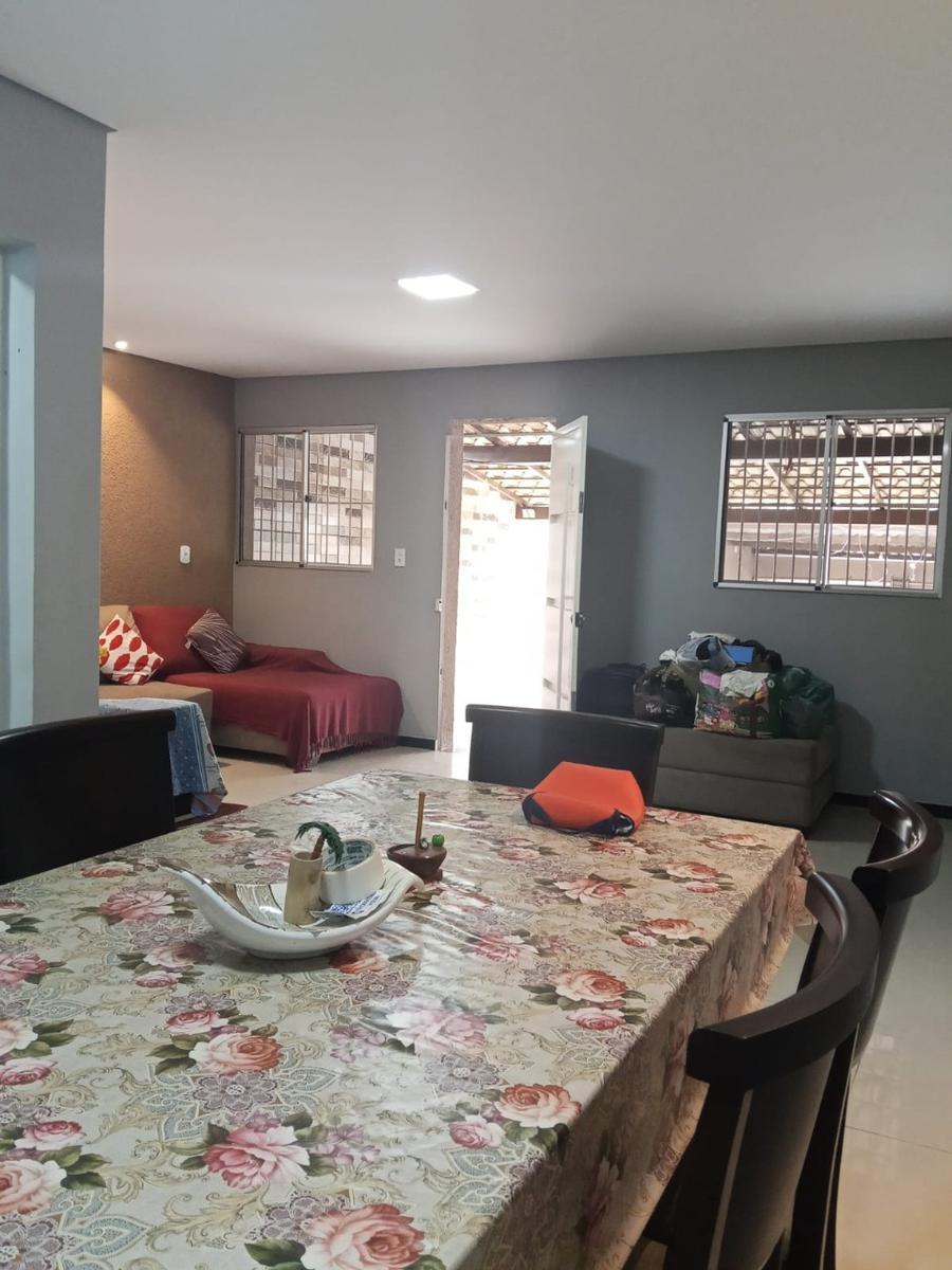 Casa, Céu Azul, 3 Quartos, 4 Vagas, 1 Suíte