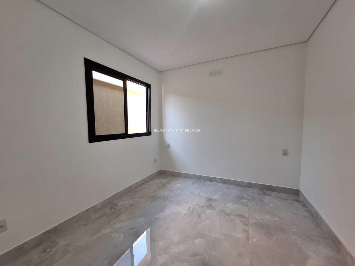 Casa, Flamengo, 3 Quartos, 3 Vagas, 2 Suítes