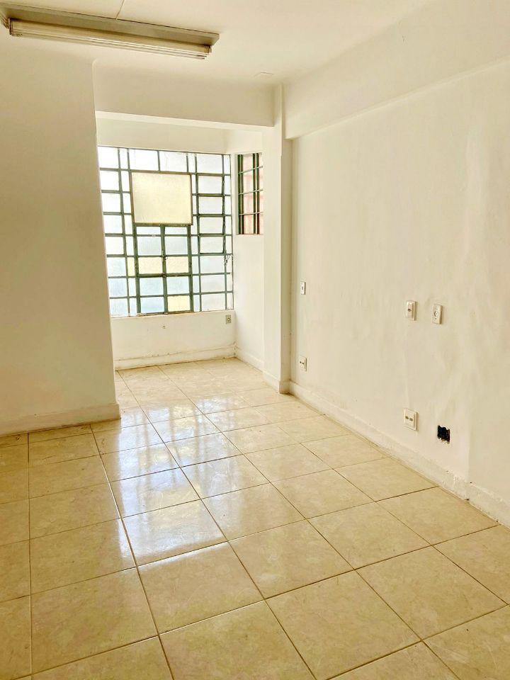 Sala, Centro