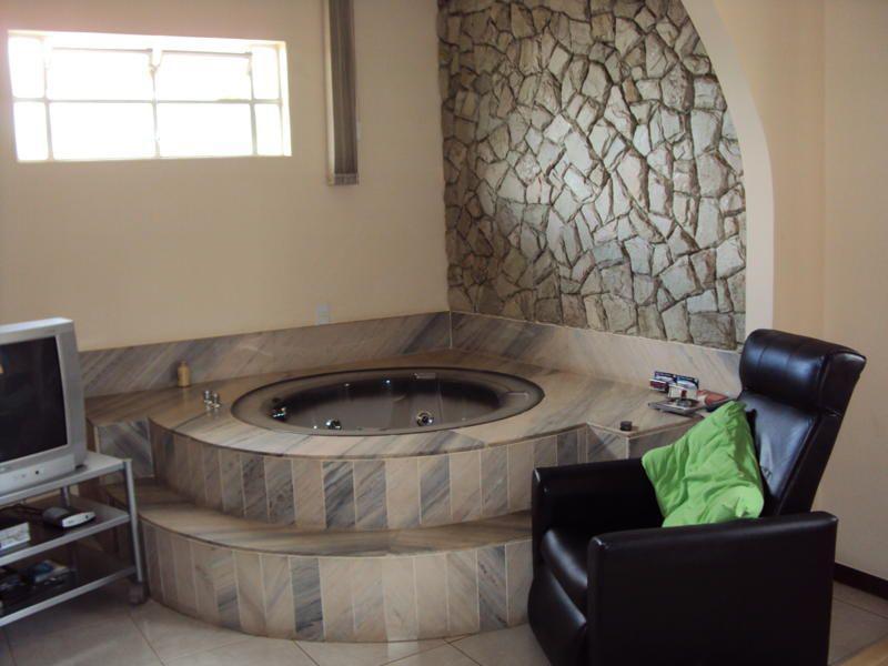 Casa, Itapoã, 4 Quartos, 3 Vagas, 2 Suítes