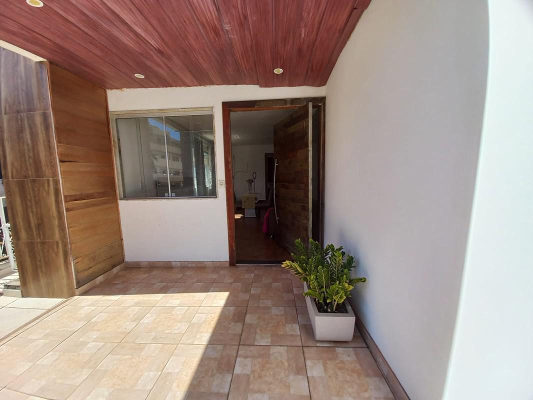 Casa, Horto, 5 Quartos, 2 Vagas