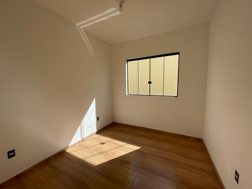 Casa, Serra Azul, 2 Quartos, 2 Vagas, 1 Suíte